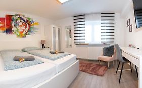 #3 bequemes Zimmer mit Pool und Garten
